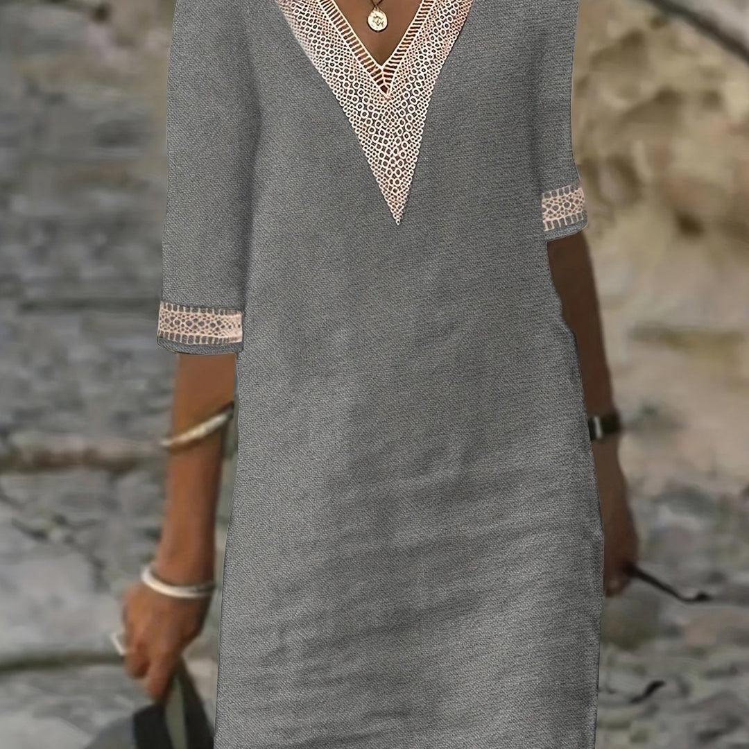 Dentelle | V-Neck Lace Short Sleeve Dress