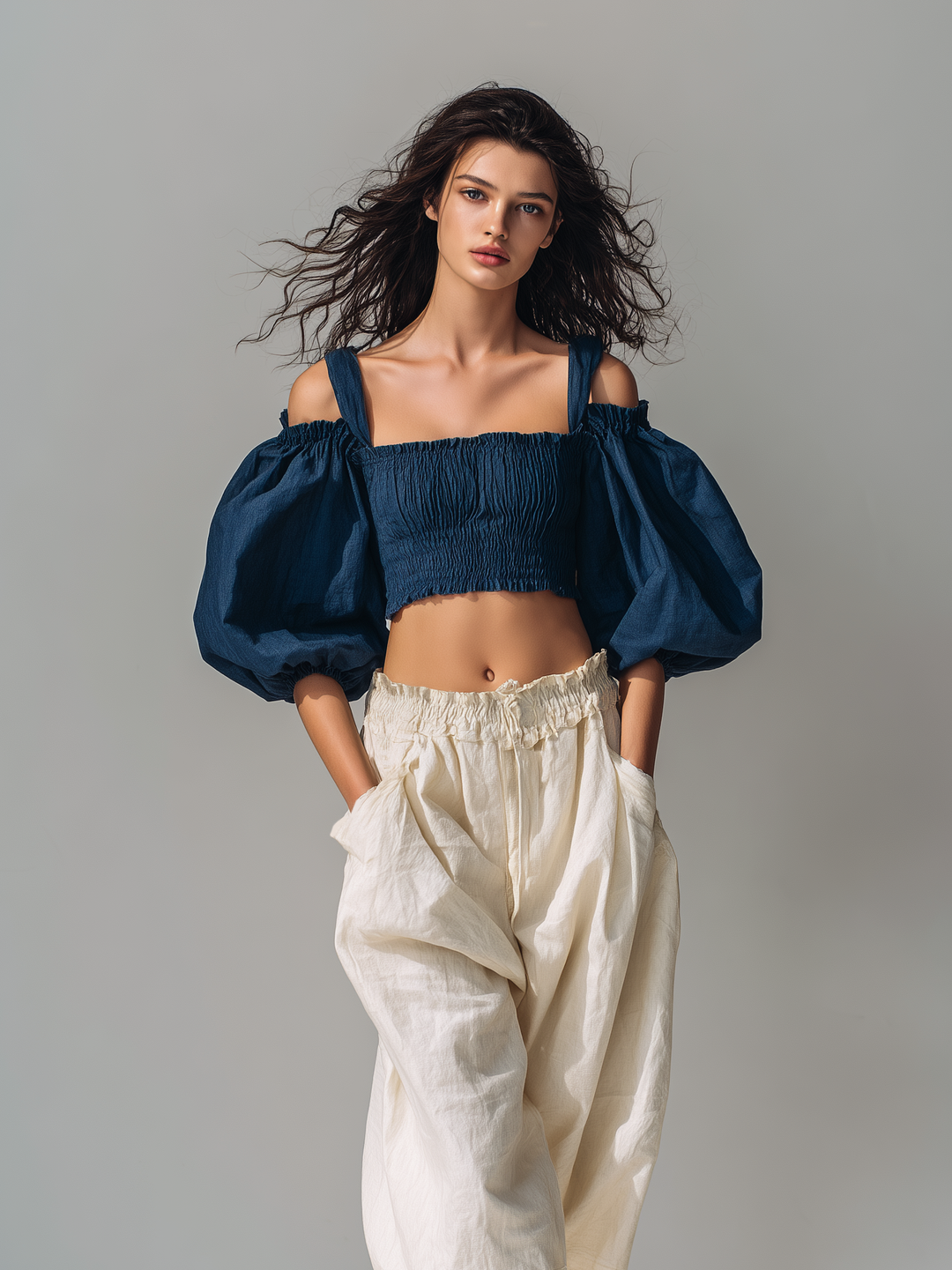 Women's Casual Navy Blue Cotton-Linen Puff-Sleeve Top Paired With Beige Cotton-Linen Mid-Length Shorts MDZ1623D4LXY