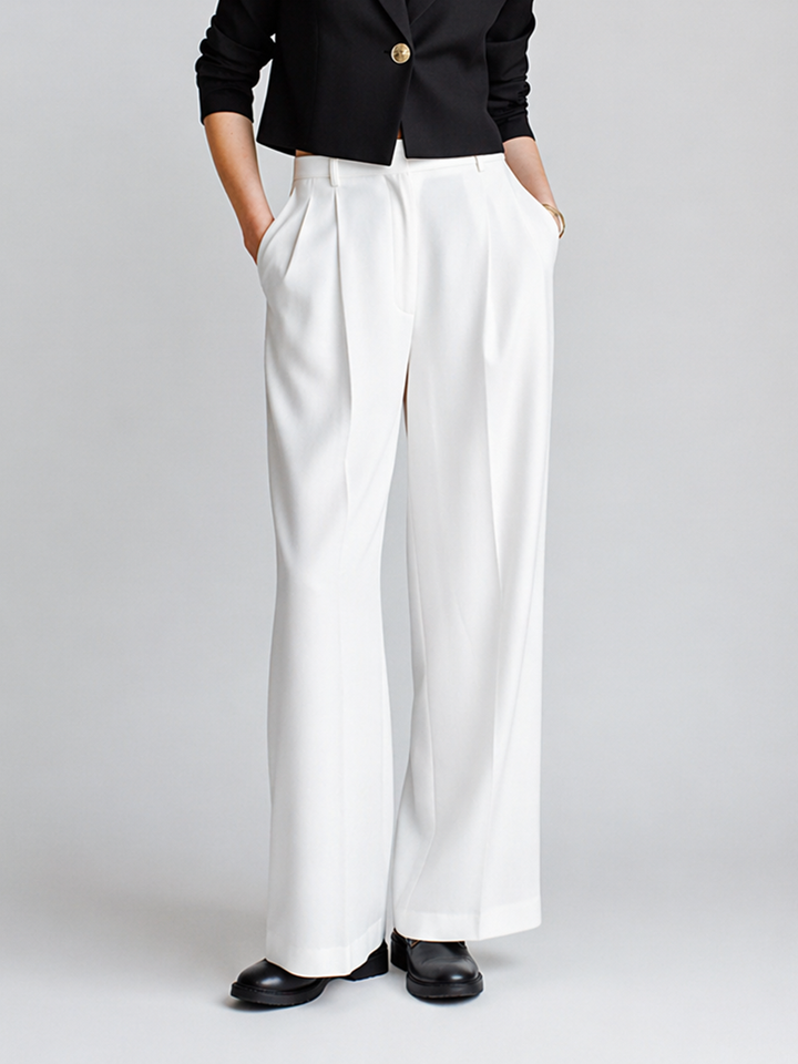 Women's Modern Minimalist Commuter-Style Black And White Suit Set MDZ2111D7ZJW