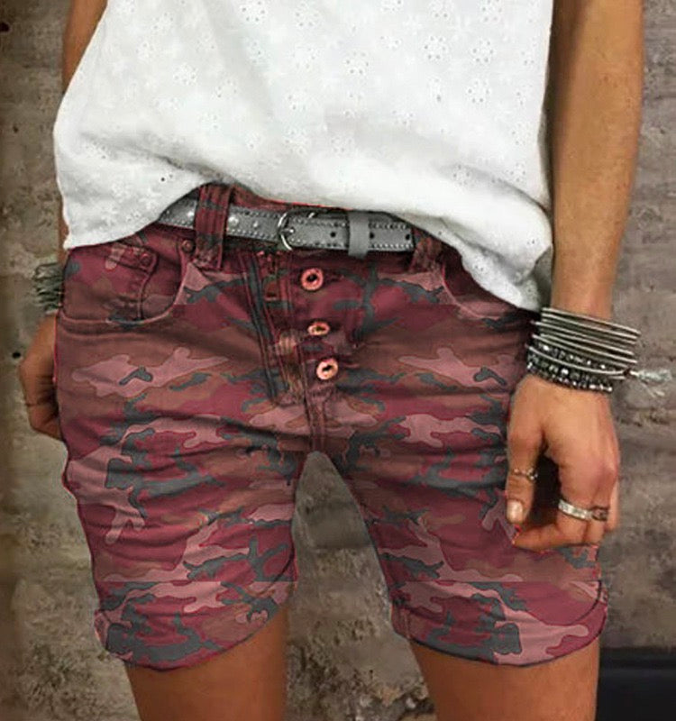 Margovil Elastic Waist Buttons Skinny Camo Shorts