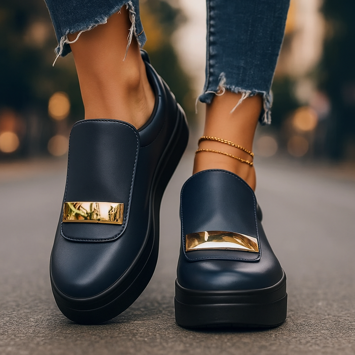 Brigitte & Diane | Heritage Collection Platform