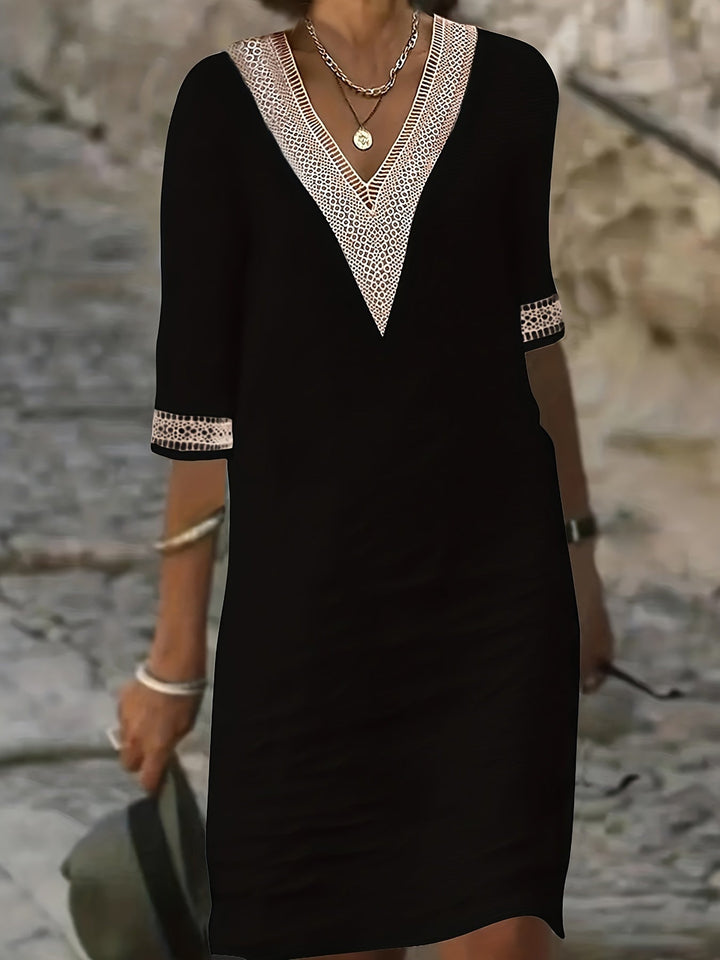 Dentelle | V-Neck Lace Short Sleeve Dress