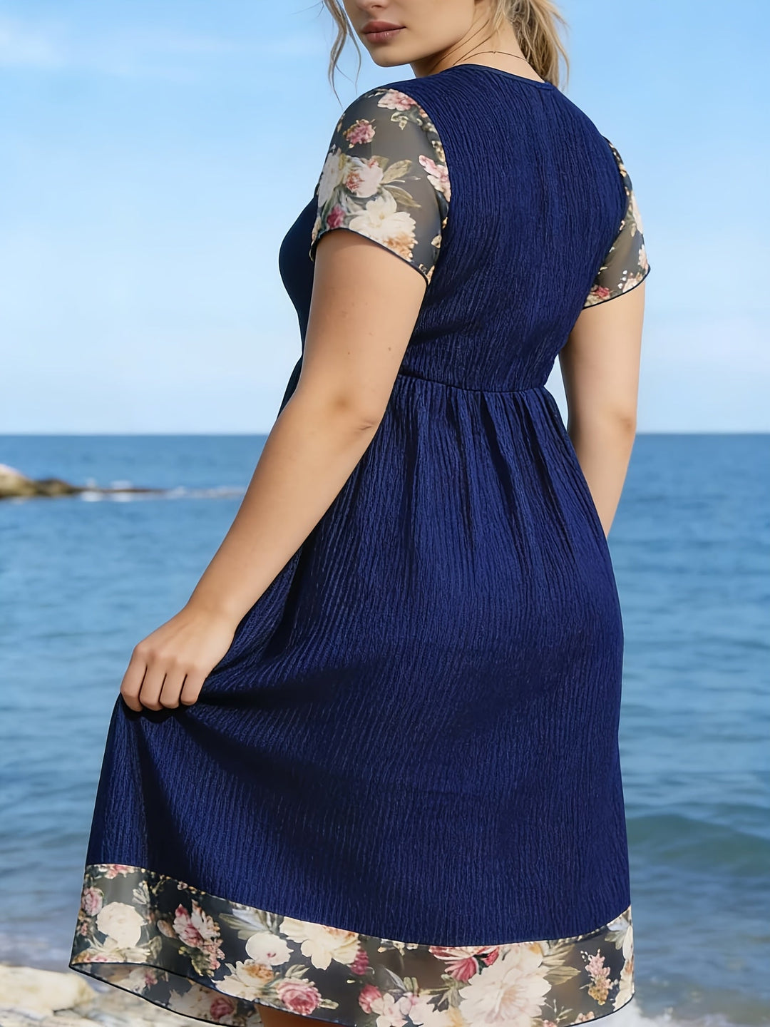 Natalie™ | Plus Size Elegant Floral Hem Dress