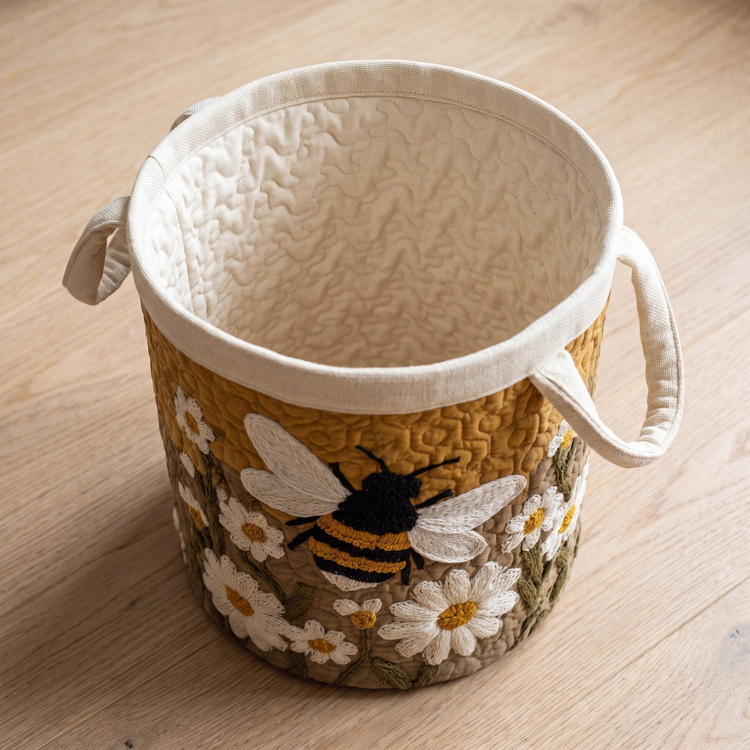 Daisy & Bee / Quilted Basket