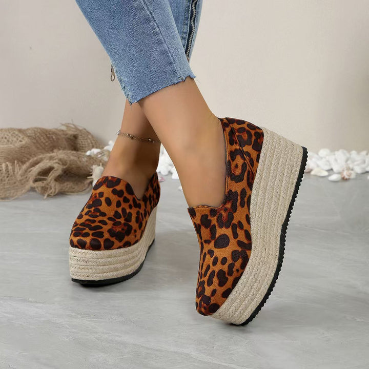 Brigitte & Diane | Unique Rise Platforms
