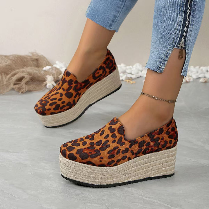 Brigitte & Diane | Unique Rise Platforms