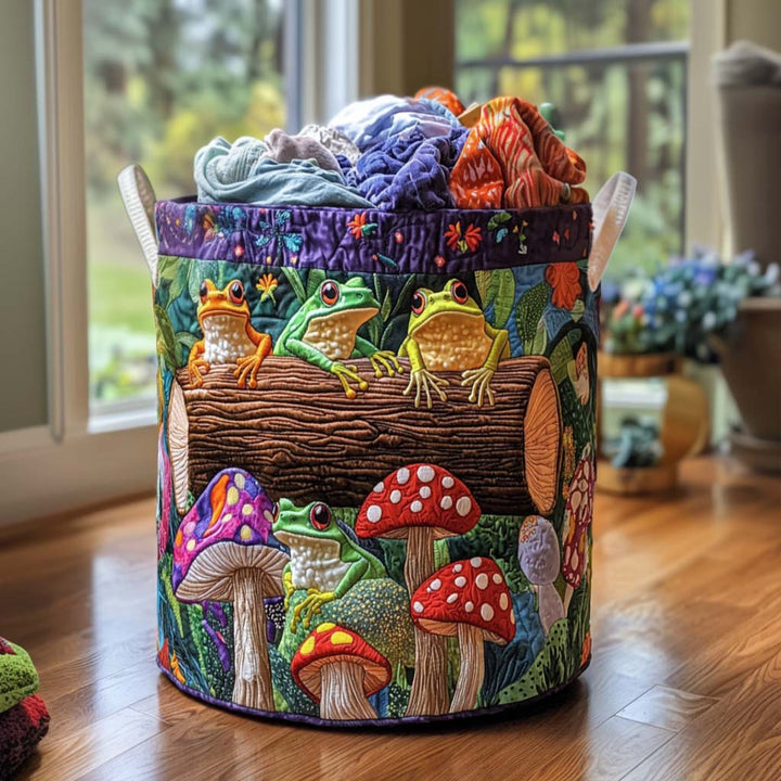 Frog Family / Quilted Basket