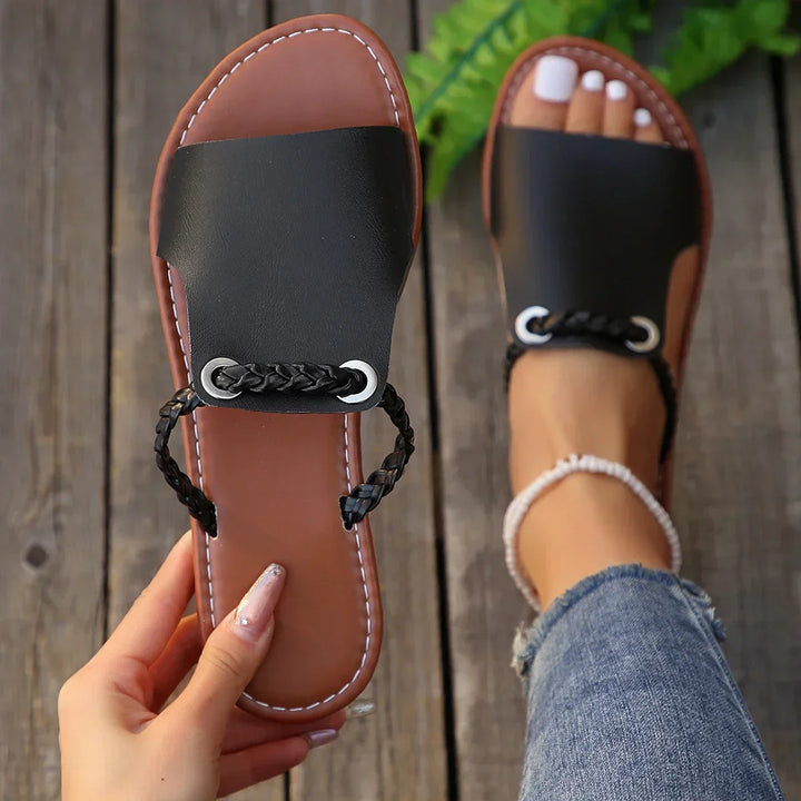 Ivy Manhattan | Refined Style Sandal