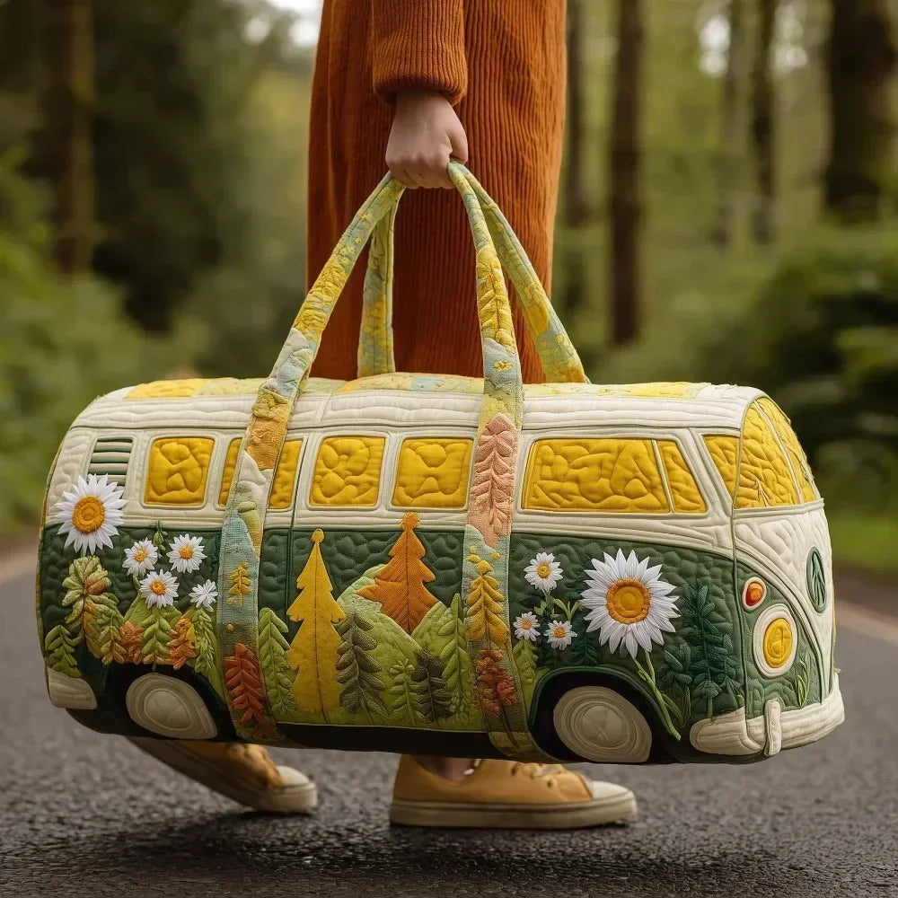 Ielle™ - Adjustable Strap Quilted Travel Duffle Bag