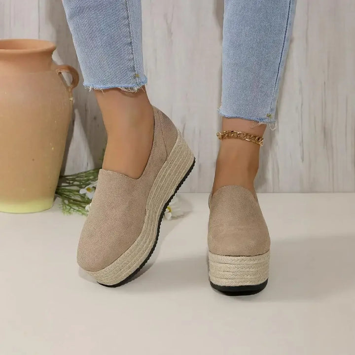 Brigitte & Diane | Unique Rise Platforms