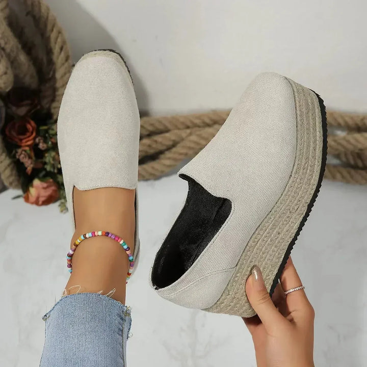 Brigitte & Diane | Unique Rise Platforms