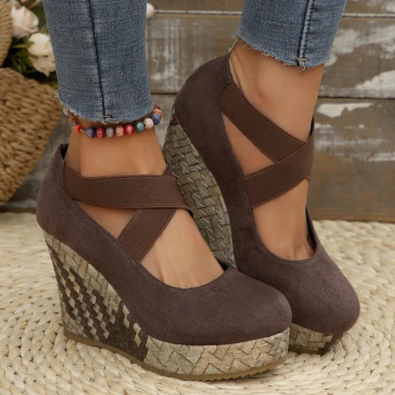 Ivy Manhattan | Iconic Piece Shoe